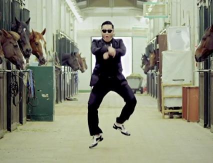 "Gangnam style" l-a depăşit pe Bieber şi a devenit cel mai vizionat clip pe Youtube